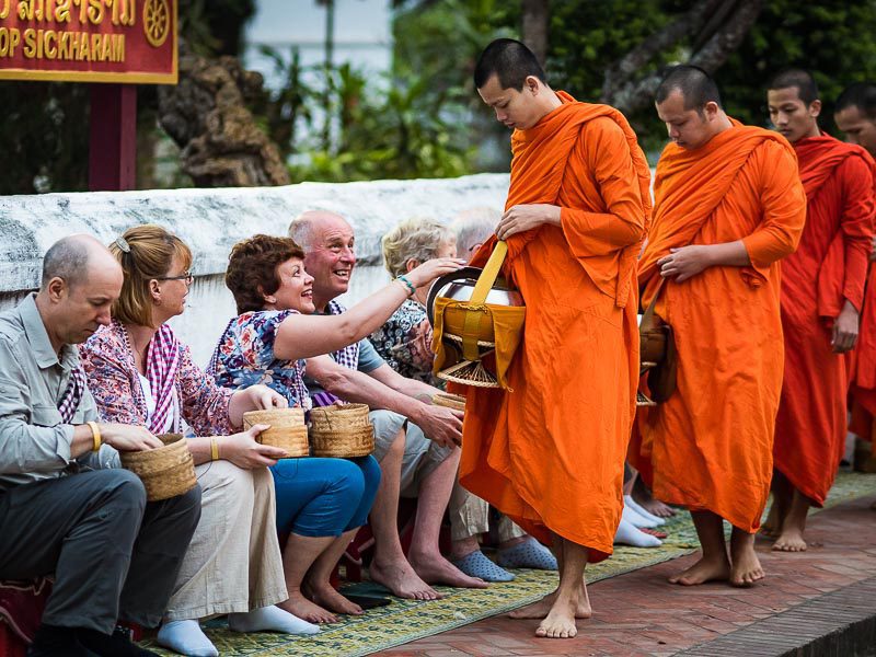 阿玩旅遊─融合佛教與法式風情‧寮國龍坡邦玩‧素旅行