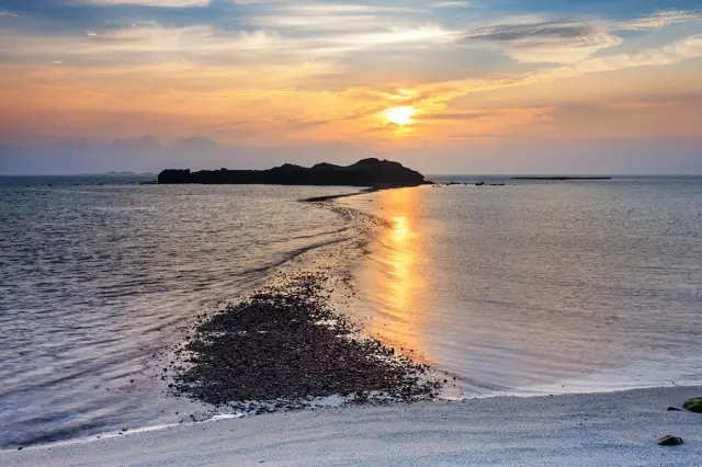 奎壁山摩西分海