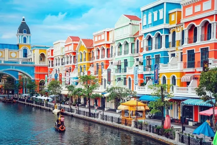 富國大世界不夜城