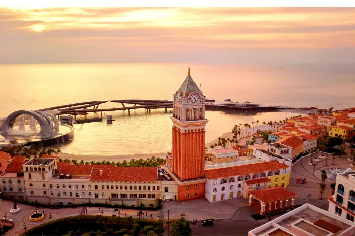 【富國島】兩人同行現折一萬!!! 星宇航空・富國大世界不夜城・南島雙樂園．跳島秘境．親吻橋海洋之吻｜無購物．無自理餐 