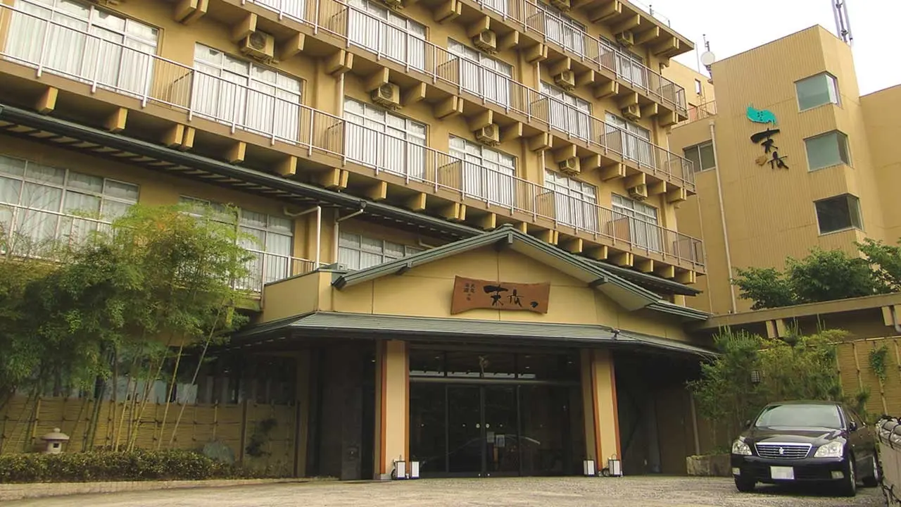 東北蘆之牧溫泉格蘭飯店